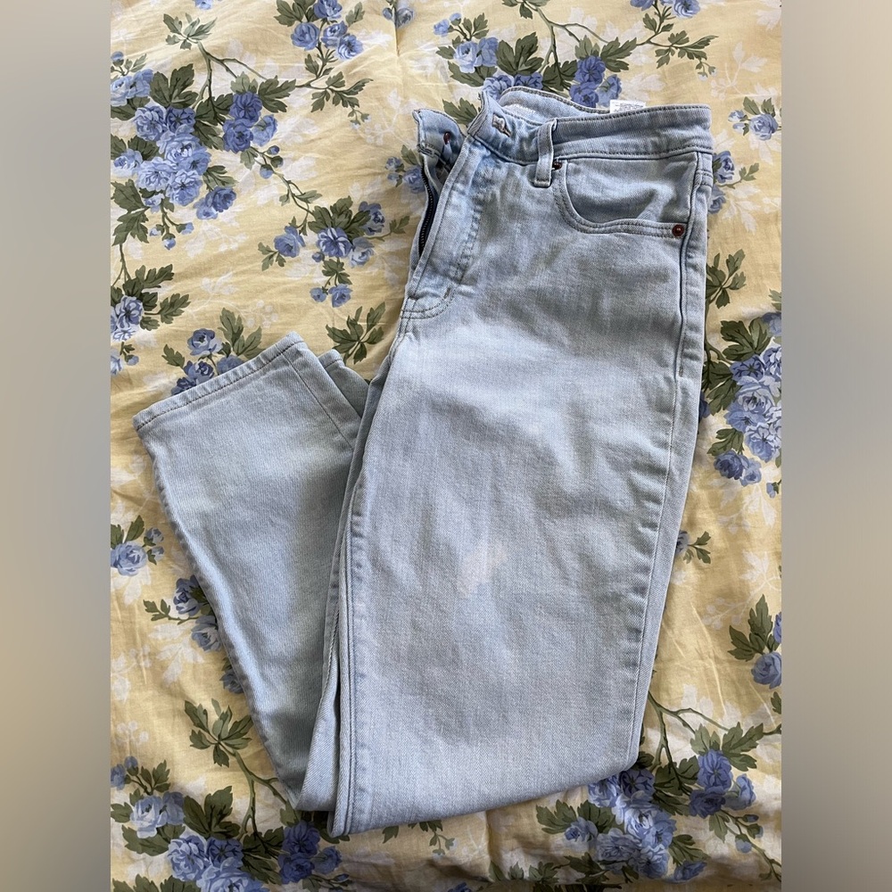 Old Navy whitewashed jeans size 8